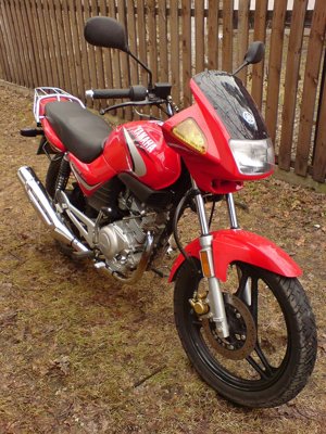Prodajem Yamaha YBR 125 motocikl - očuvano